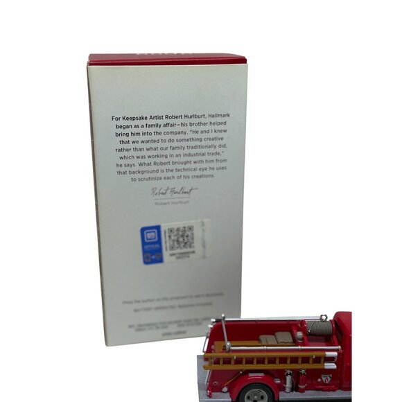 VTG Hallmark Keepsake 1947 Chevrolet Fire Engine Ornament Christmas Decoration - Picture 4 of 5
